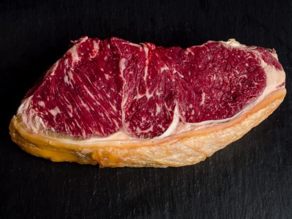Entrecot de vaca vieja rubia gallega madurada